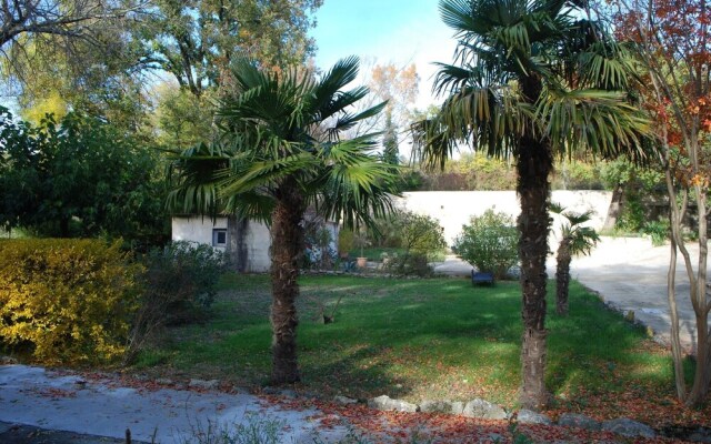 Studio in Blauzac, With Enclosed Garden and Wifi - 35 km From the Beac