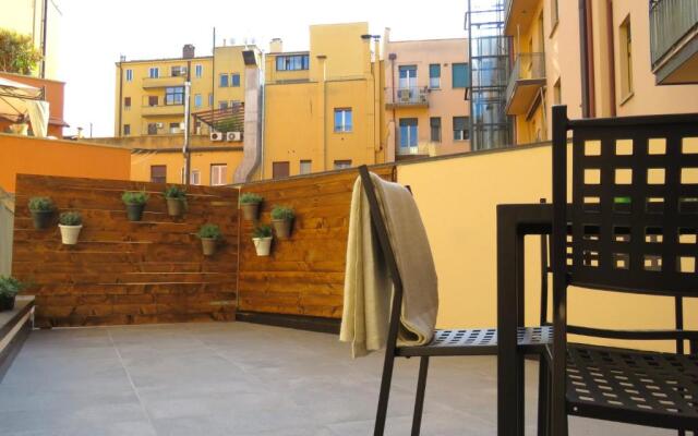 8 Colonne Apartments