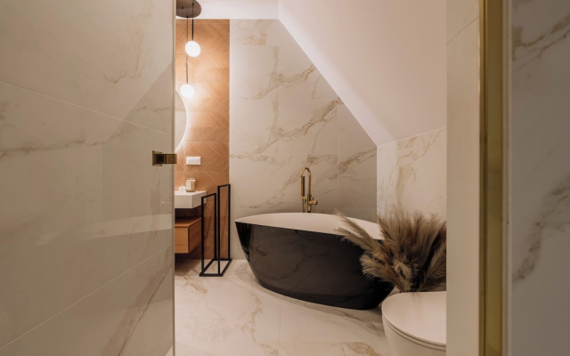 Crystal Pine Luxury Villas Jacuzzi&Sauna