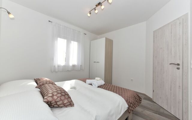 Apartments Ana