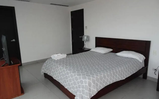 Quo Luxury Room 1 minute to Airport