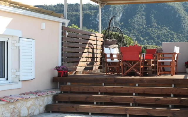 Rontos House, seaside