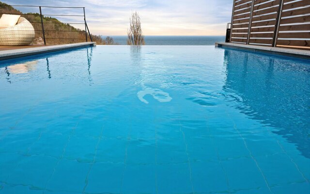 Uljin Beatrice Pool Villa