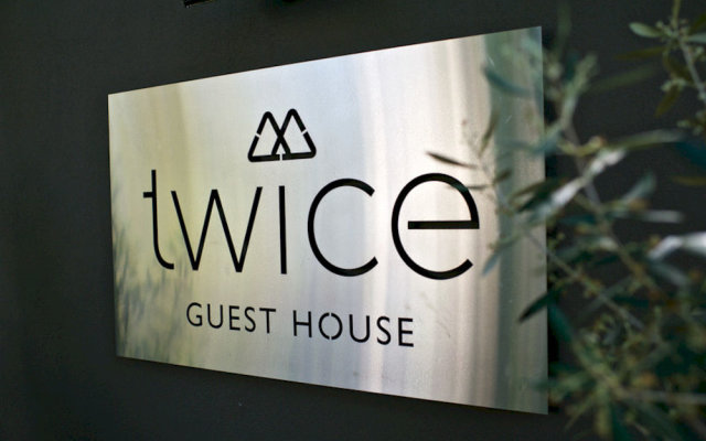 Twice Central Guesthouse