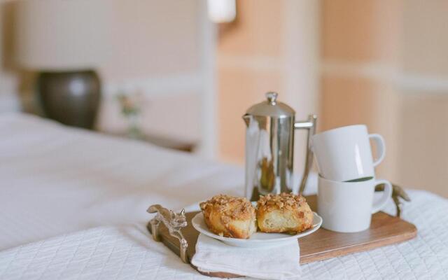 The Red Fox Inn & Tavern