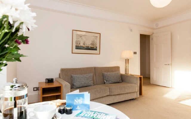 Blueprint Apartments-No 5 Doughty Street