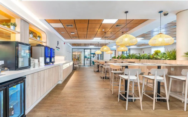 Hotel Port Jardín Milenio