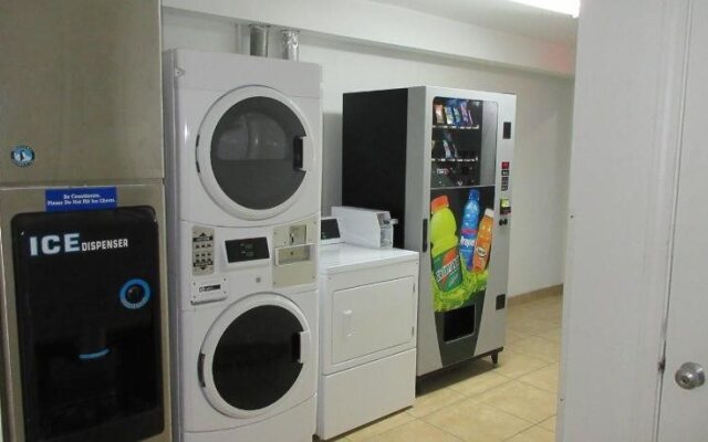 Motel 6-Saint Robert, MO