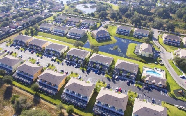 Serenity Townhomes by Aco