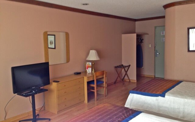 Hotel El Camino Real