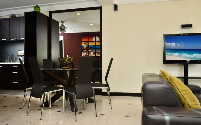 Lotus-6 by Playa District