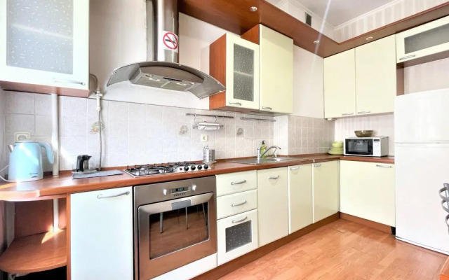 СуткиСпб на улице Восстания 26