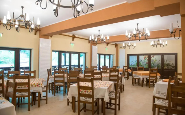 Pensiunea Floare De Colt