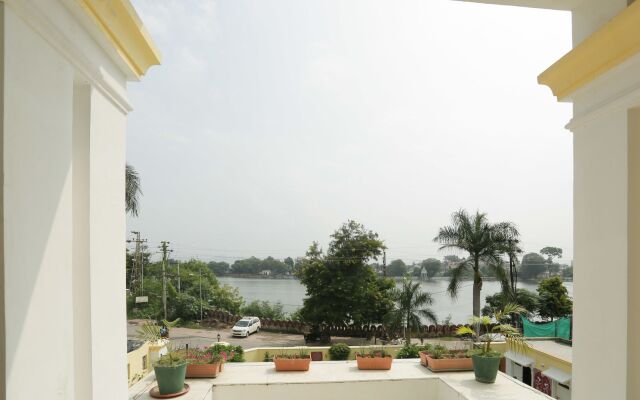 Treebo Trend Brahma Niwas - By The Lake
