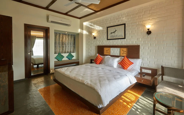 Blackbuck Safari Lodge Velavadar