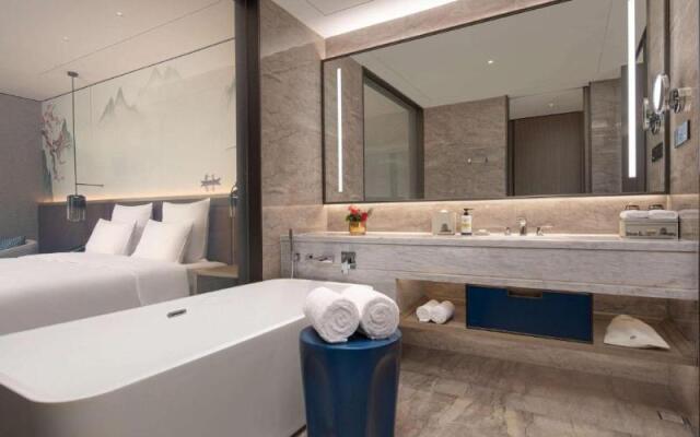 Pullman Huai'an Falcon Hotel