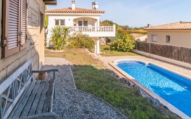 Lovely Villa in L'Escala Costa Brava with private Swimming Pool
