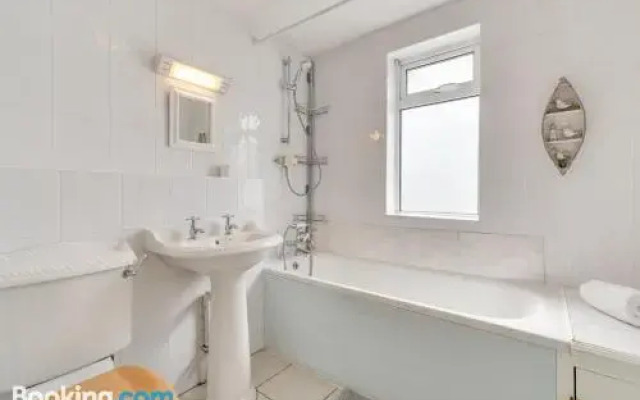 Cygnet Cottage