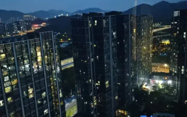 Sina International Apartment (Guangzhou Luogang Agile Plaza Shuixi Metro Station)