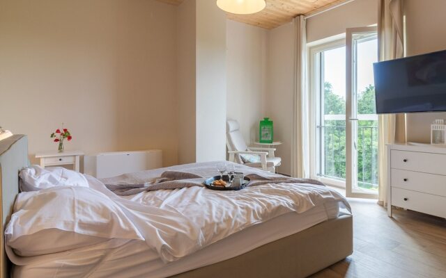 Luxurious Villa in Butkovici with Pool & Hot Tub