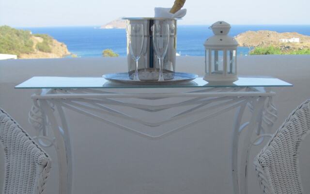 Porto Scoutari Romantic Hotel