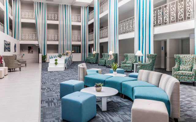 The Blu Hotel Blue Ash Cincinnati, Ascend Hotel Collection