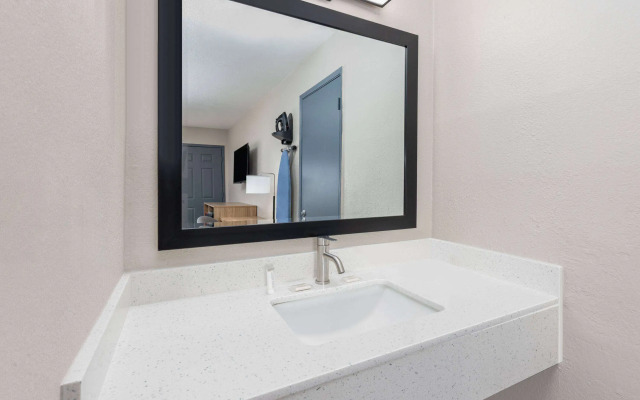 Days Inn by Wyndham Wichita Falls