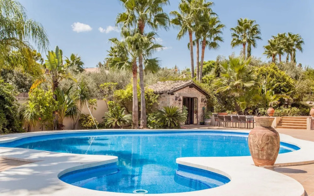 Cubo's Villa Dos Reyes