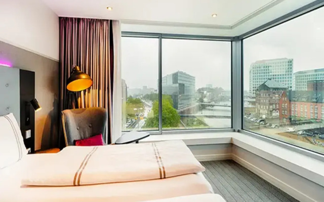 Premier Inn  Hamburg City (Zentrum)