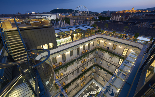 Aria Hotel Budapest by Library Hotel Collection