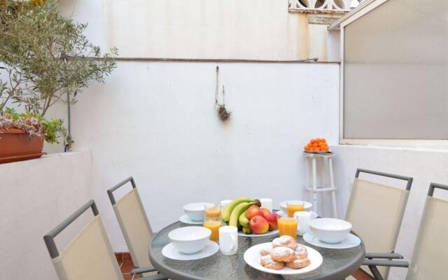 Townhouse 200mts from sea