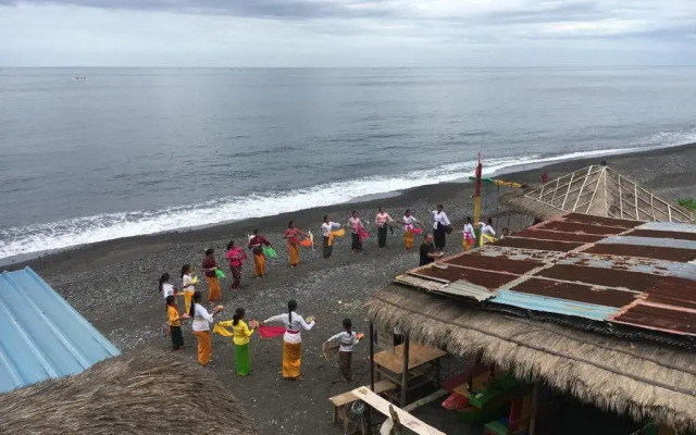 Amed Sunset Beach