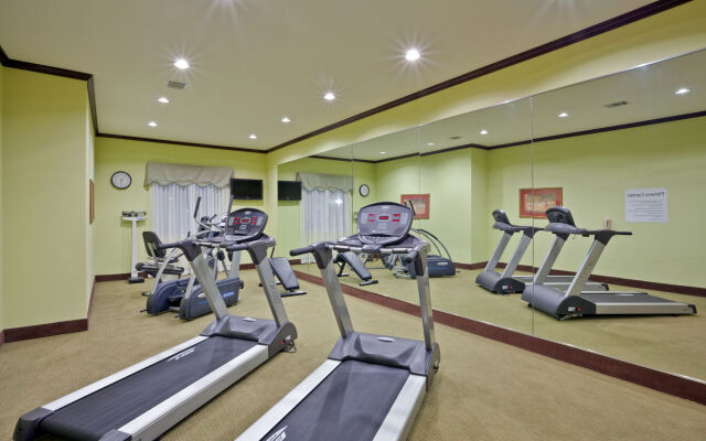 Holiday Inn Express Hotel & Suites Dumas by IHG