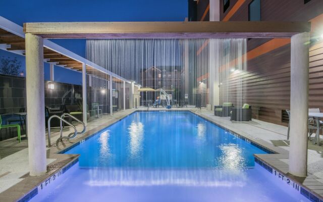 Home2 Suites by Hilton Austin Airport