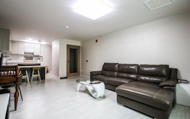 Yeosu Marina Self Check-in Motel