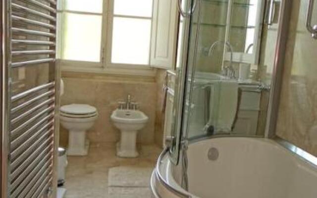 Pian dei Giullari Suite