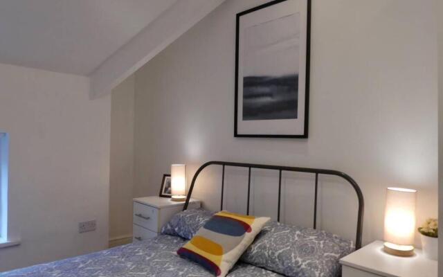 2 bedroom apartment Nr City Centre, Uni & Parks