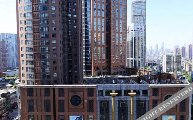 Yuquan Capsule Hostel