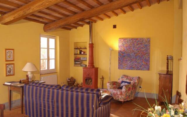 Fattoria Santa Vittoria Apartment "lepre"