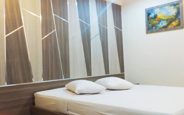 Paradise Hotel