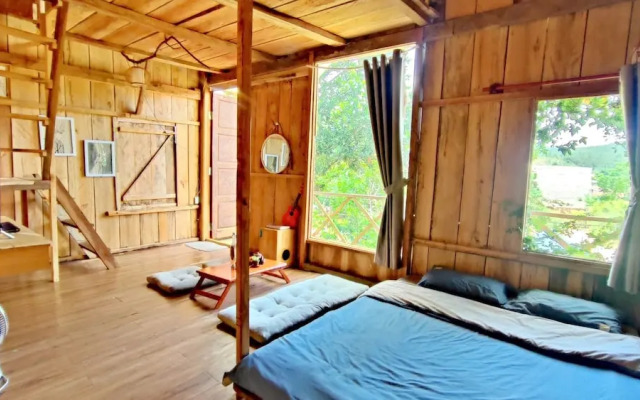 To Chim Ri Homestay Mang Đen