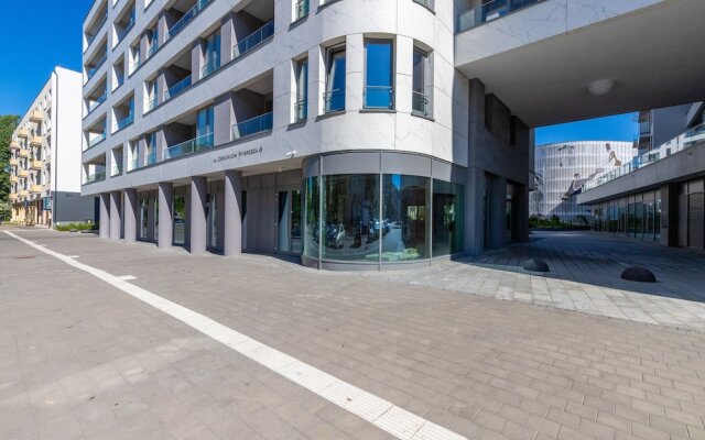Obrońców Wybrzeża Gdynia by Renters