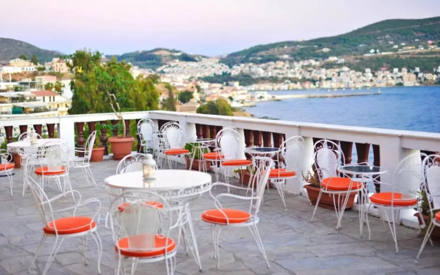 Mirini Hotel