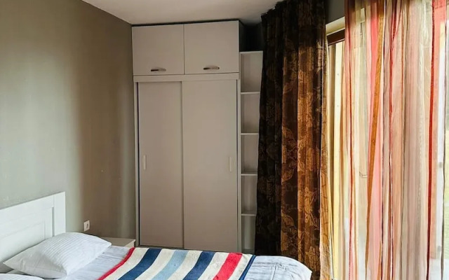 The Valley Resort 320