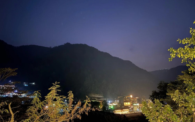 The Seven Hills Resort