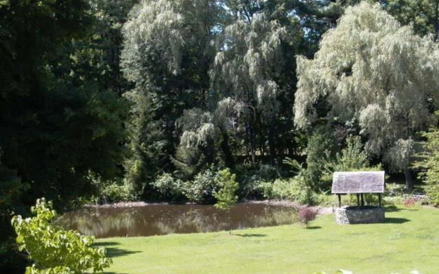 The Inn on the Horse Farm