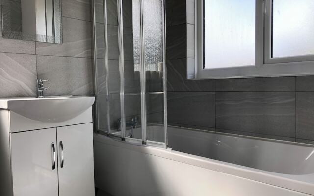 Immaculate 3-bed House in Nottingham