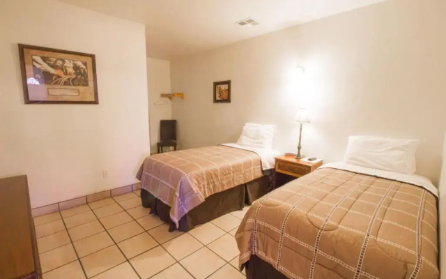 Stagecoach Suites