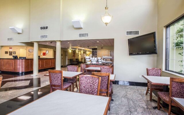 Spark by Hilton Duluth