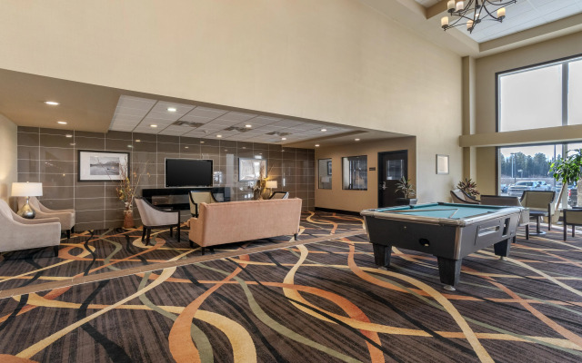 Best Western Plus Fox Creek